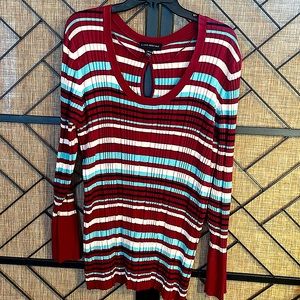 GENTLY USED LANE BRYANT 26/28 SWEATER